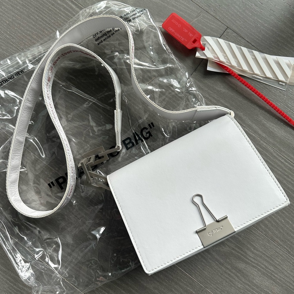 Off White Accordion Style Handbag
